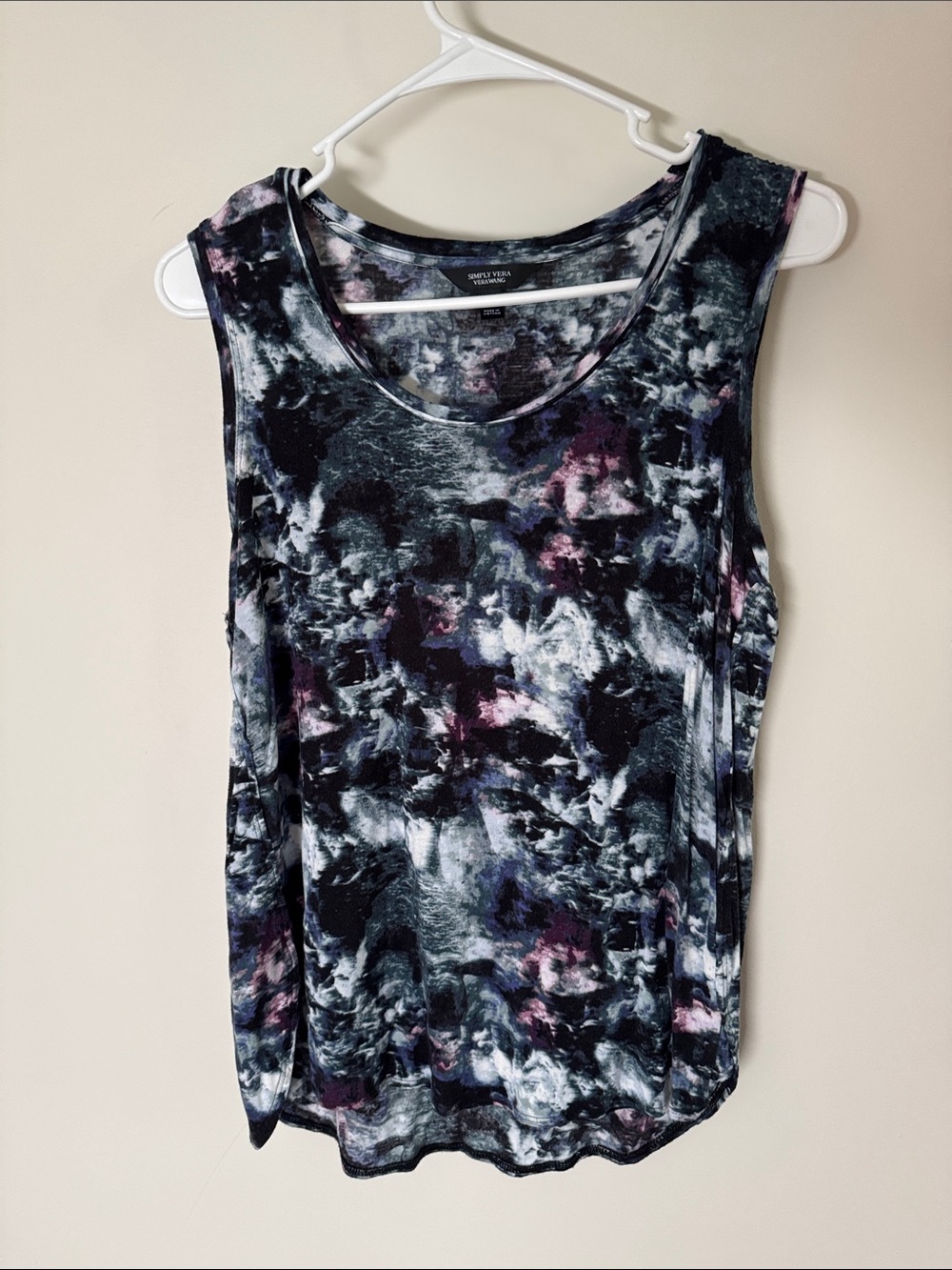 Simply Vera Vera Wang Black, Gray & Purple Tie-Dye Tank